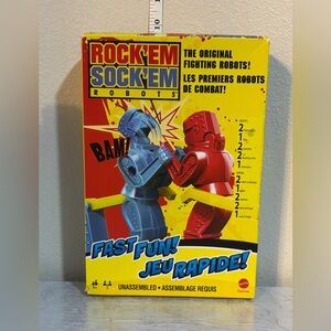 NEW! Mattel Rock 'Em Sock 'Em Robots game-NEW!
